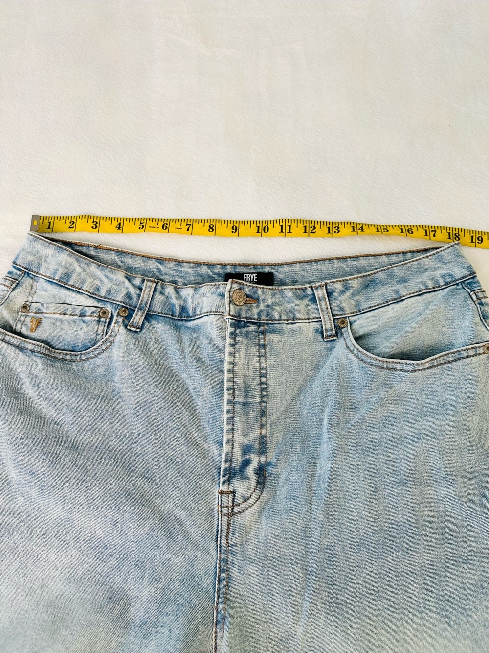 FRYE Women’s Plus Light Wash High Waist Straight Leg Denim Jeans Size 16 - Picture 3 of 11